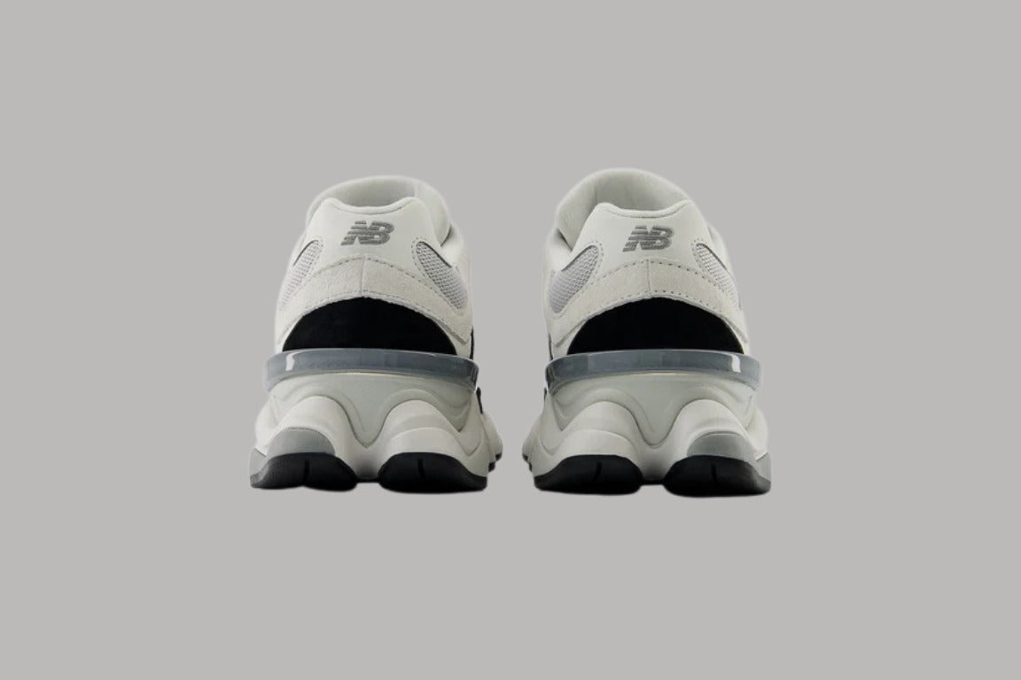 NB Svart & Vit 9060
