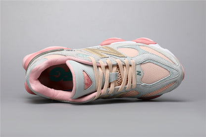 NB 9060 x JFG – Baby Shower zilais izdevums
