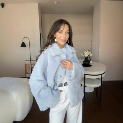 Nila Jackett: Eleganz a Komfort