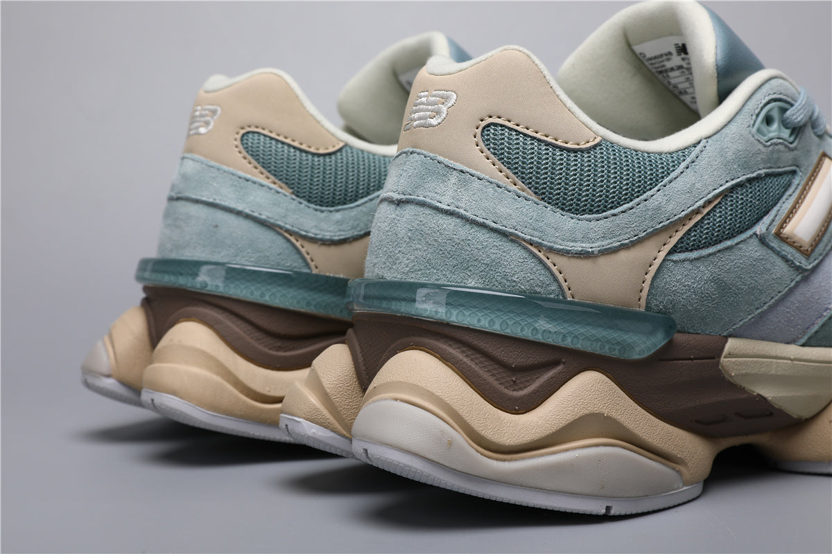 NB 9060 Blauwe Haze