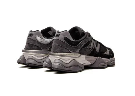 NB 9060 | Noir Castlerock