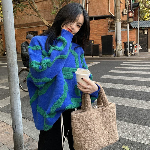 Maglione spesso con stampa a cartoni animati
